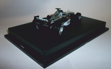 Preview: Mattel Hot Wheels Racing 26751 McLaren Mercedes MP4-15 David Coulthard 2000 1:43
