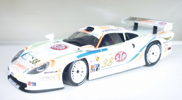 Minichamps UT models 1800039817 Porsche 911 GT 1 US RRC 1998 Boutsen/Wollek #38 1:18