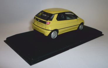 Minichamps 430023000 BMW E1 Studie gelb 1:43
