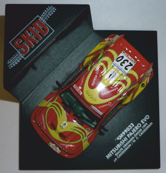 Skid SKM99033 Mitsubishi Pajero EVO Granada Dakar 1999 Cassegrain / Cassegrain 1:43