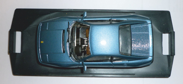 Bang 8004 Ferrari 348 tb Coupe Straßenversion blaumet. 1:43
