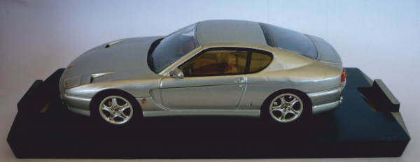 Bang 8014 Ferrari 456 GT Straßenversion silbermet. 1:43