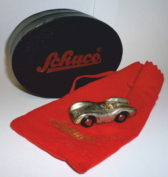 Schuco Piccolo 01182 Mercedes Stromlinie Rennwagen versilbert in Sonderkarton 1:90