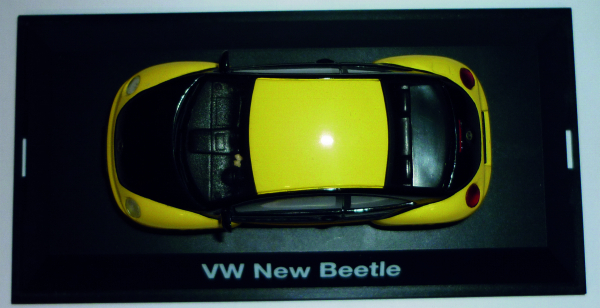 Schuco 04538 VW New Beetle schwarz-gelb 1:43