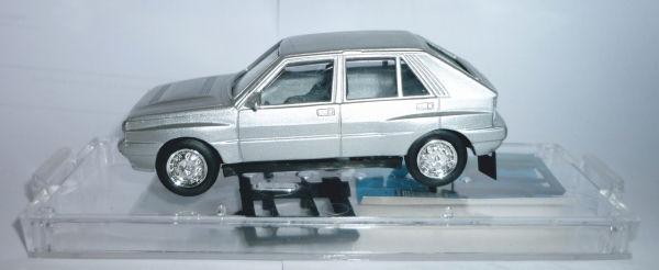 Vitesse 367 Lancia Delta Integrale Straßenversion silbermet. 1:43