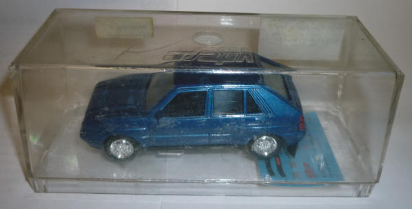 Vitesse Lancia Delta Integrale Straßenversion blaumet. 1:43