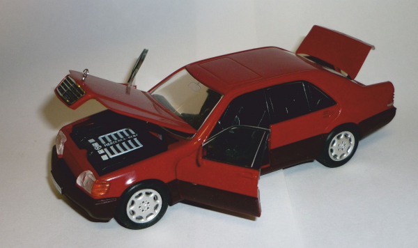 Cursor Modelle 71312 MB S-Klasse (W140) rot 1:43
